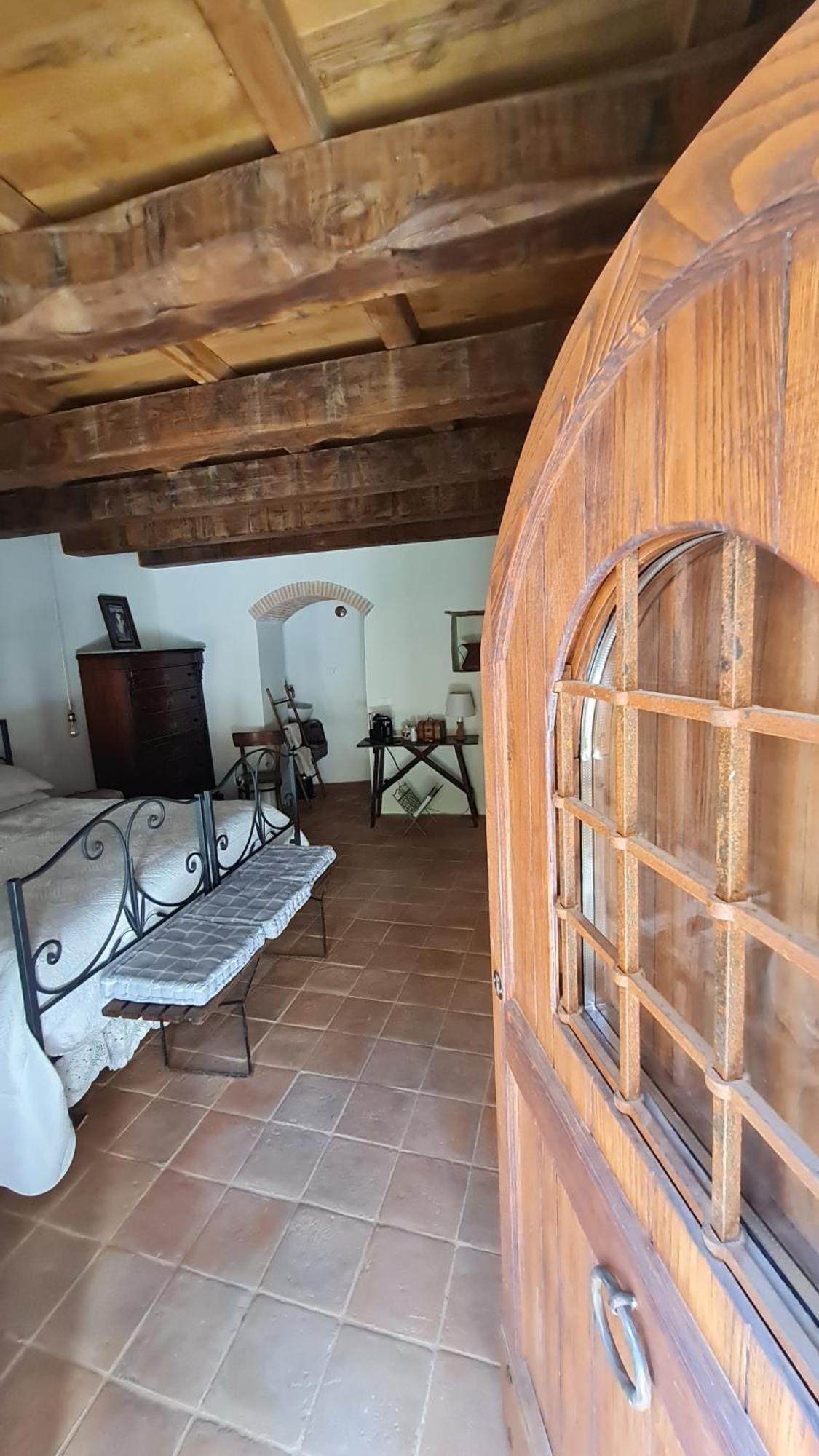 Palazzo Pirro Dimora Storica Bed & Breakfast Acciano Exterior photo